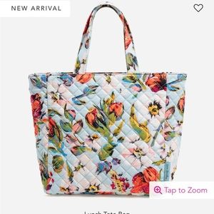 NWT Vera Bradley lunch tote. Never used. Won in a contest. Lined inside